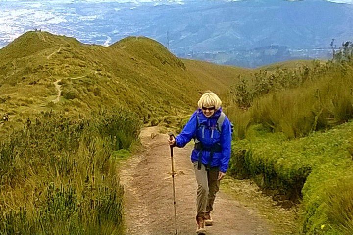 Private Trekking Tour to Ruco Pichincha & Teleferico  image