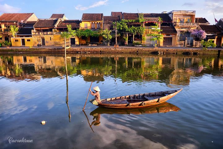 Hoi An Old Town and local Food image