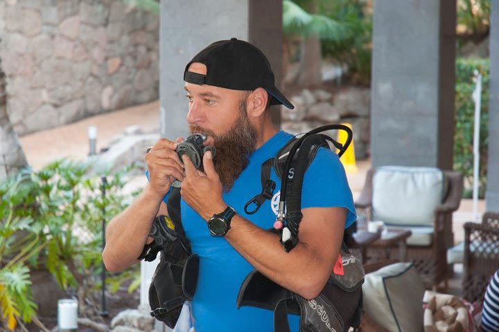 PADI Pro Divemaster course at Puerto de Mogan image