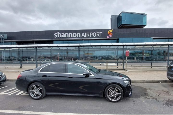 Shannon Airport to Killarney Private Premium Car Service image