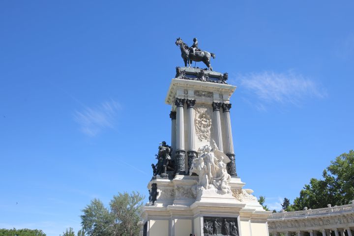 El Retiro: Self-guided Audio Tour on Your Phone no ticket image