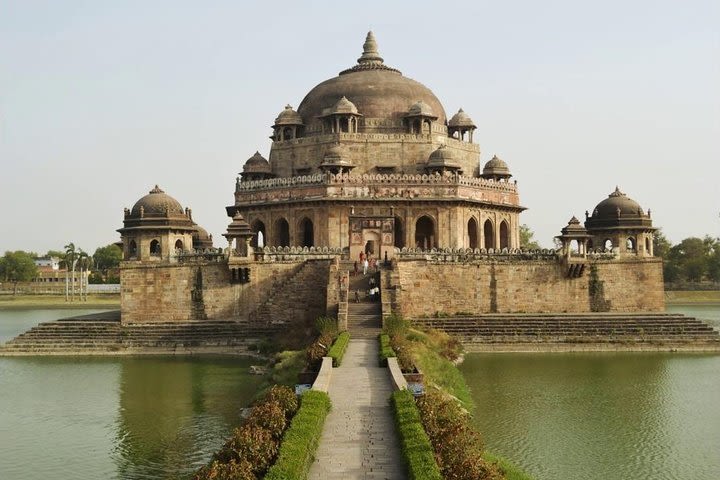 Custom Private Guided Kolkata Sightseeing Trip w/ Optional Add ons image