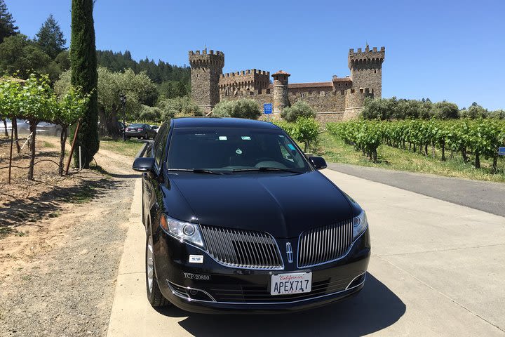 6-Hour Private Napa Wine Tour in a Lincoln MKT Crossover (up to 4 Passengers) image