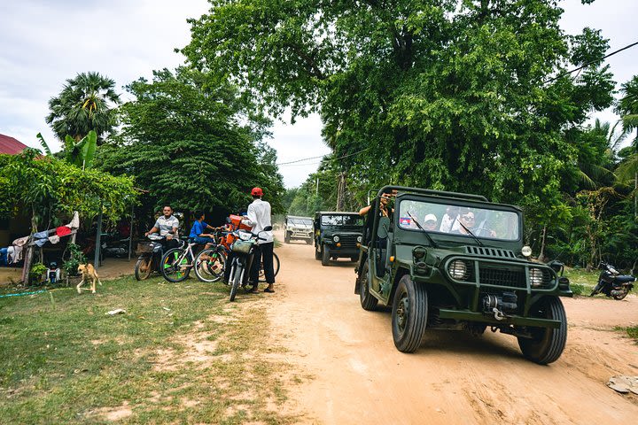 Aa Insider's Angkor by Vintage Jeep image