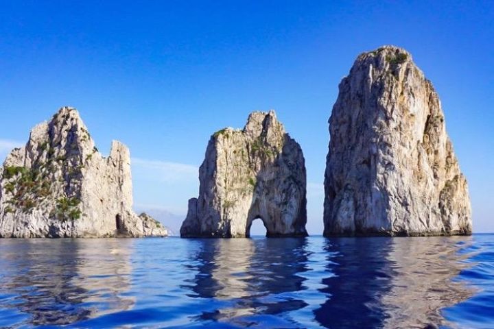 Exclusive Private VIP Capri Boat Experience image