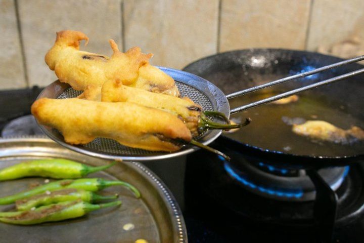 Private Hyderabadi Cooking Class with a Local Family image