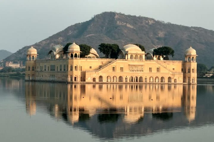 Private Jaipur Full Day Tour  image