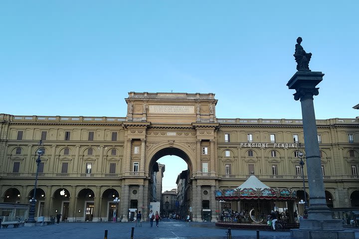 Best of Florence: Renaissance and Medieval City Walking Tour image