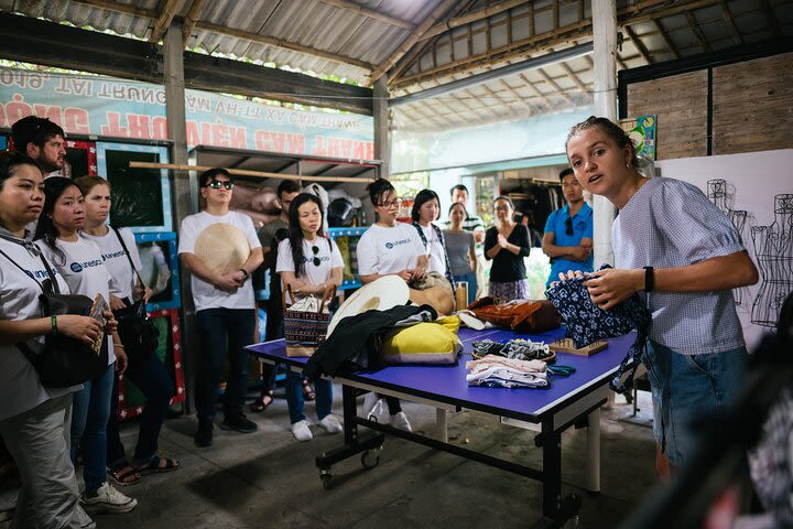 Recycling Linen - Sustainable Tour image