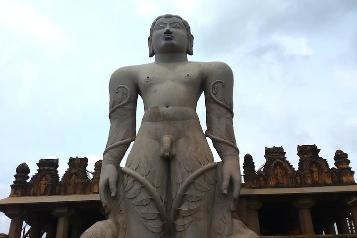 Bangalore day trip to World's largest monolith at Shravanabelagola with guide image