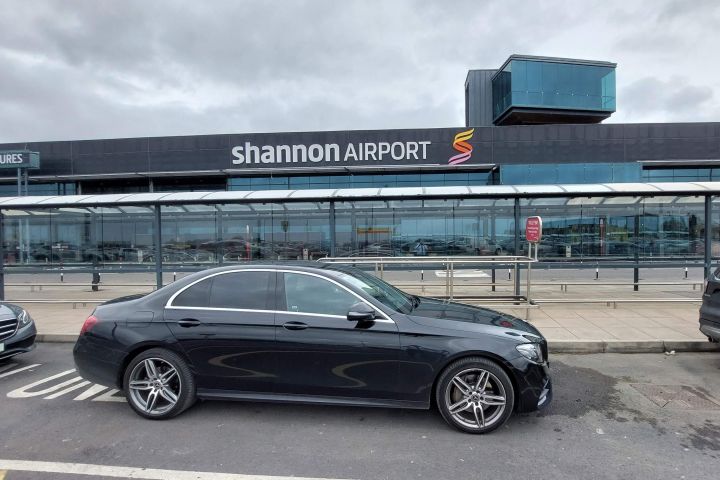  Shannon Airport to Galway Premium Car Service image