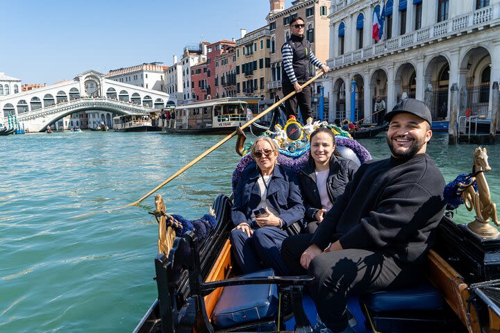 Venice in a Day Tour with Gondola Ride image