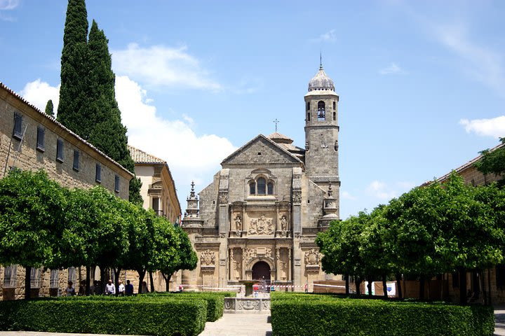 Úbeda and Baeza from Granada image