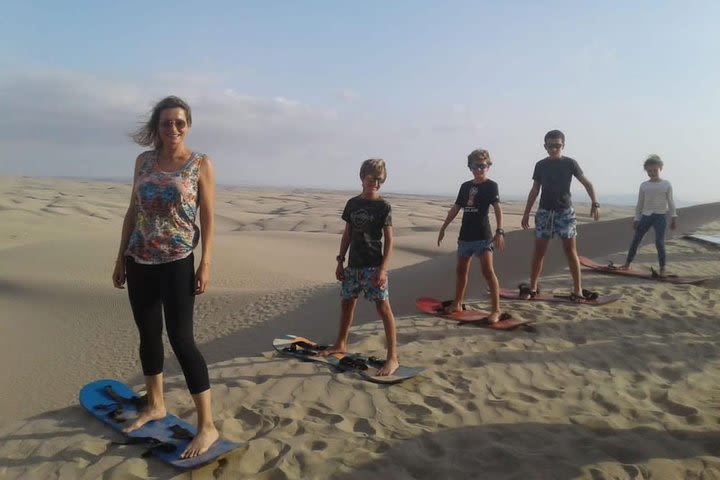 Sandboarding and relax in Oasis Costa Rica / Paracas image