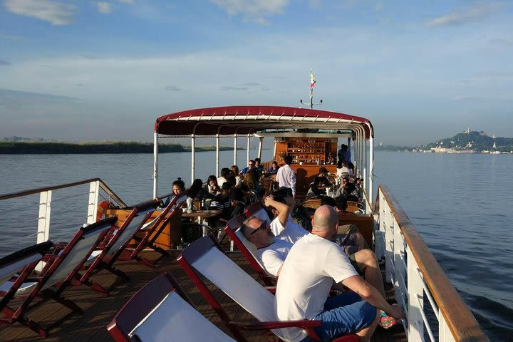 Day Cruise Bagan to Mandalay image