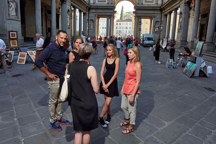 Uffizi Gallery Tour with Aperitivo (Happy Hour) in the oldest café in Florence image