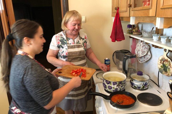 Ukrainian Cuisine Cooking Class: Borsch and Varenyky image