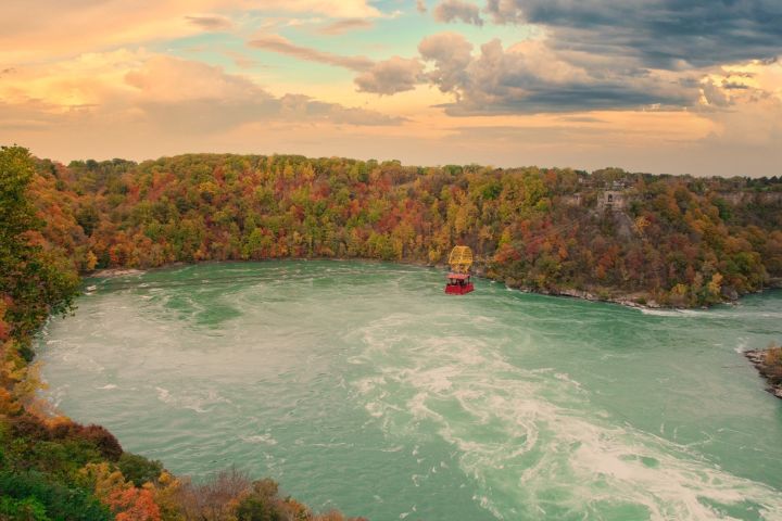 Toronto–Niagara Falls Evening Tour (Year-Round) image