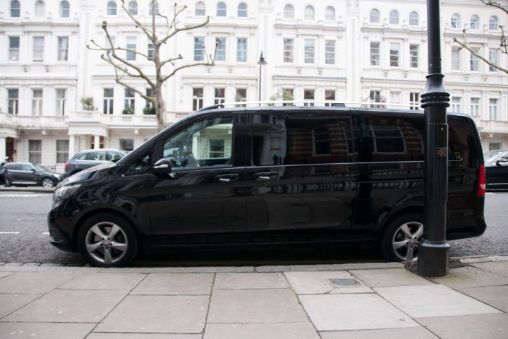 Private Newcastle Arrival Transfer image