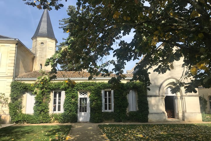 Saint-Emilion Private Wine Tour  image