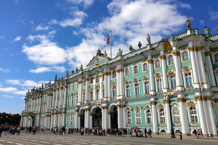 Walking Tour of the State Hermitage Museum in St Petersburg image