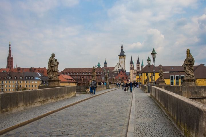 Würzburg Private Guided Walking Tour image