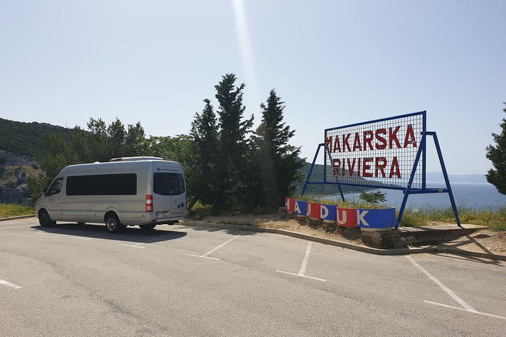 Transfer Split airport to Makarska image