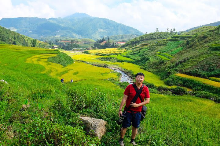 2 days authentic trekking tour in Sapa ( Homestay - Less touristy ) image