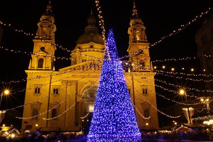 Budapest Christmas Market Tour image