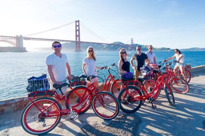 Ultimate City Loop E-Bike Tour image