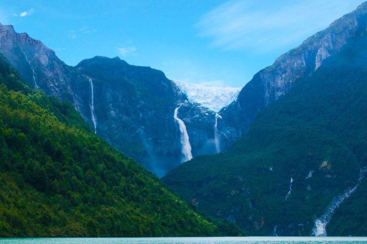 5-Day Quelaut National Park Adventure image