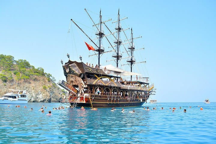 Pirate Yacht in Kemer image