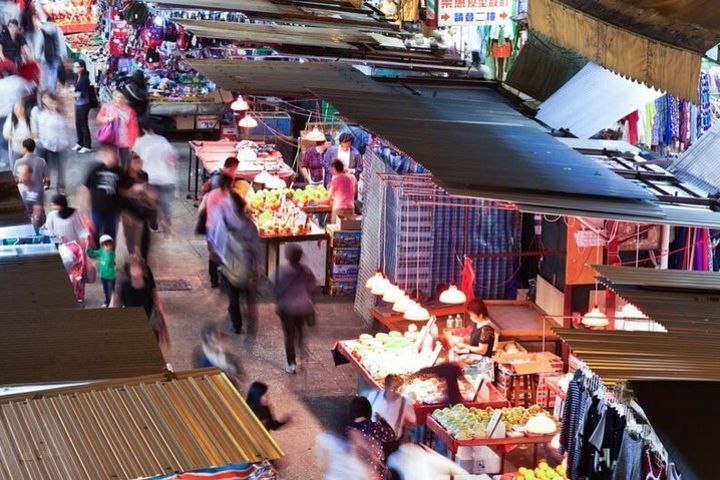 Hong Kong Markets Tour with a Local: 100% Personalized & Private image