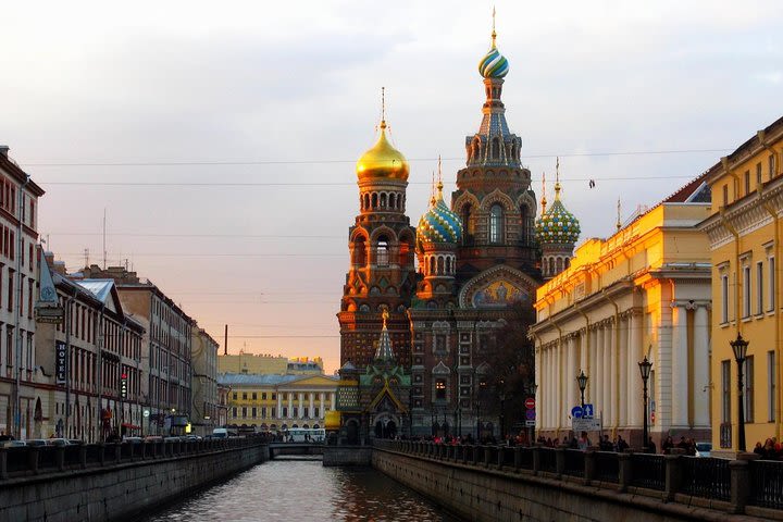 St Petersburg 2 Day COMFORT Visa Free Shore Experience image