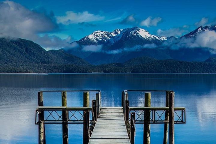 Invercargill to Te Anau Small Group Transfer image