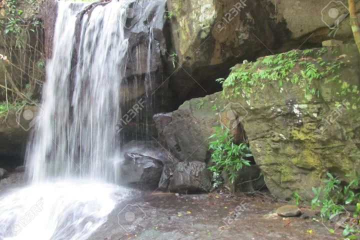 Private Guided Tour: Beng Mealea, Banteay Srei & Kbal Spean image