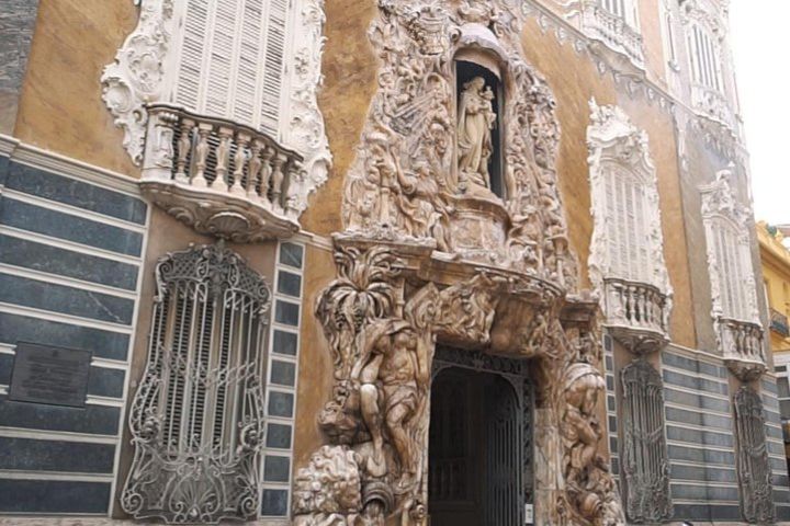 Full visit to the historic center of Valencia image