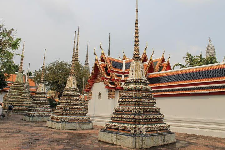 Best of Bangkok: Temples & Long-tail Boat Tour with Lunch image
