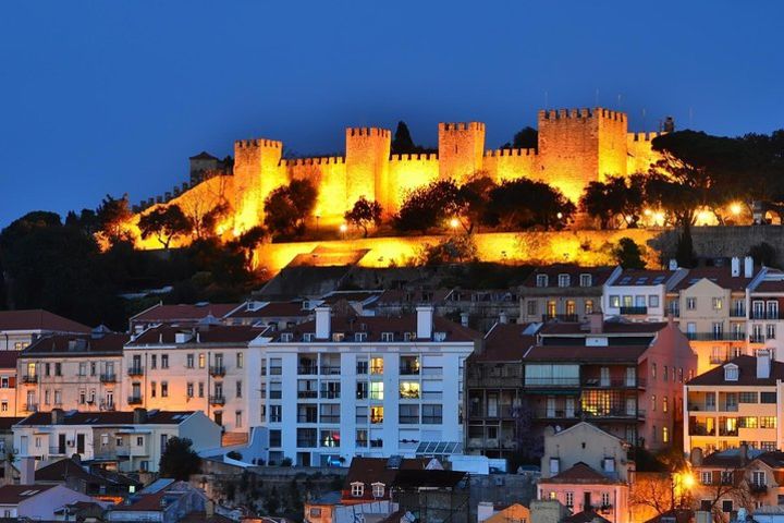 Private Night Tour - Typical Lisbon Fado Dinner image