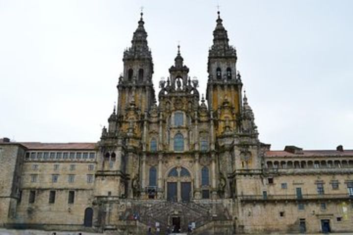 Private tour Santiago de Compostela e Viana do Castelo from Porto image