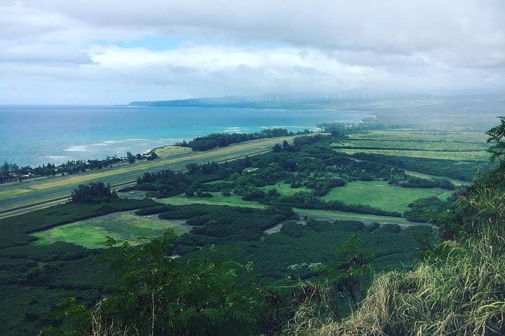 North Shore Tour Guide Hike image