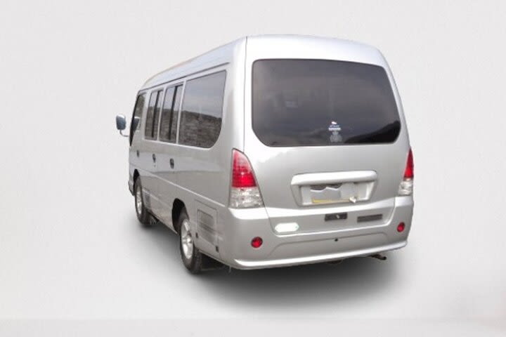 Airport Transfer to Kuta/Seminyak/Sanur/Nusa Dua/Jimbaran (8 seat) image