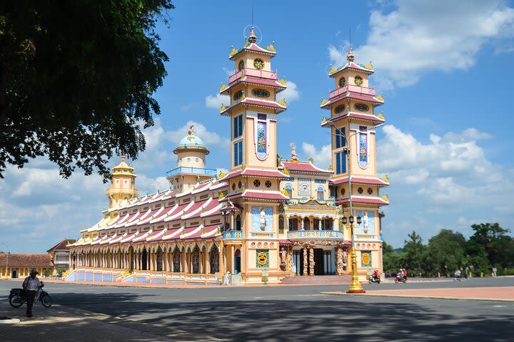 Tay Ninh’s Caodaism and the Cu Chi Tunnels image