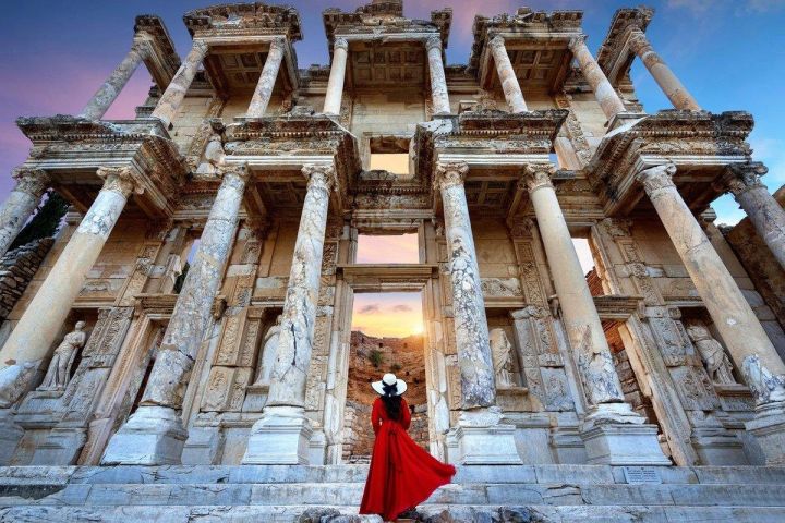 Ephesus Guided Tour from Izmir image