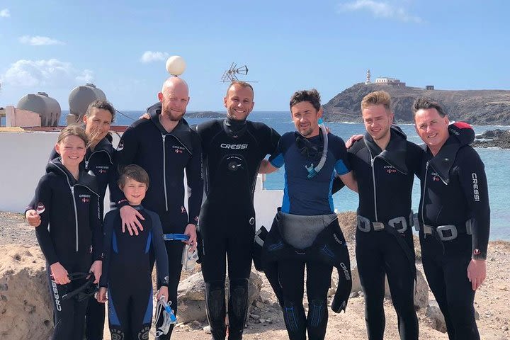 Snorkeling in Gran Canaria with Hotel Pick-up image