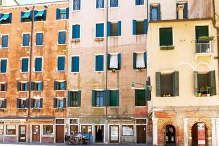 Venice Jewish Ghetto & Cannareggio District Food Wine & Sightseeing Guided tour image