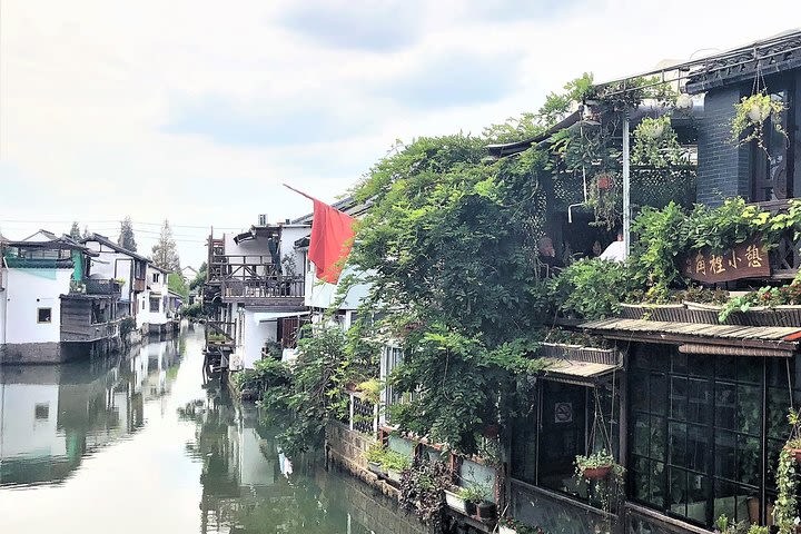 8 or 10 hr Zhujiajiao Village + Shanghai Highlights with 4 Options image