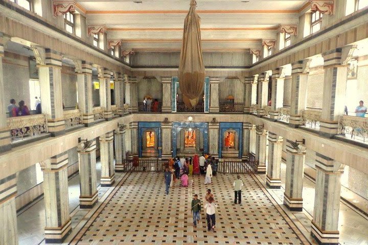 Varanasi temple tour image