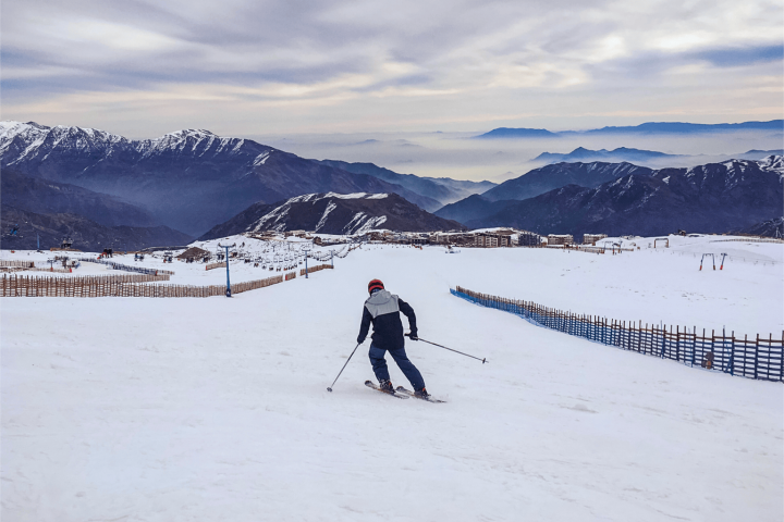 Full Day en El Colorado: Aventura Invernal desde Santiago image