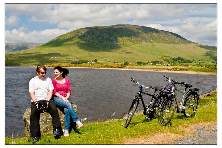 Self Guided E bike Tour.  image